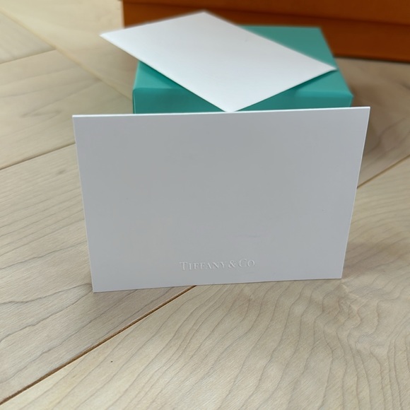 NEW Tiffany & Co Gift box, jewelry bag and embossed stationary - Picture 5 of 5